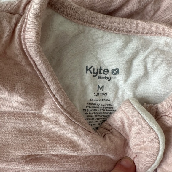 Kyte Baby Sleep Sack Size M in Blush - Picture 2 of 3